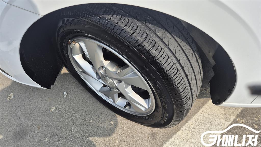 Hyundai Avante 1.6 Modern thumbnail 17