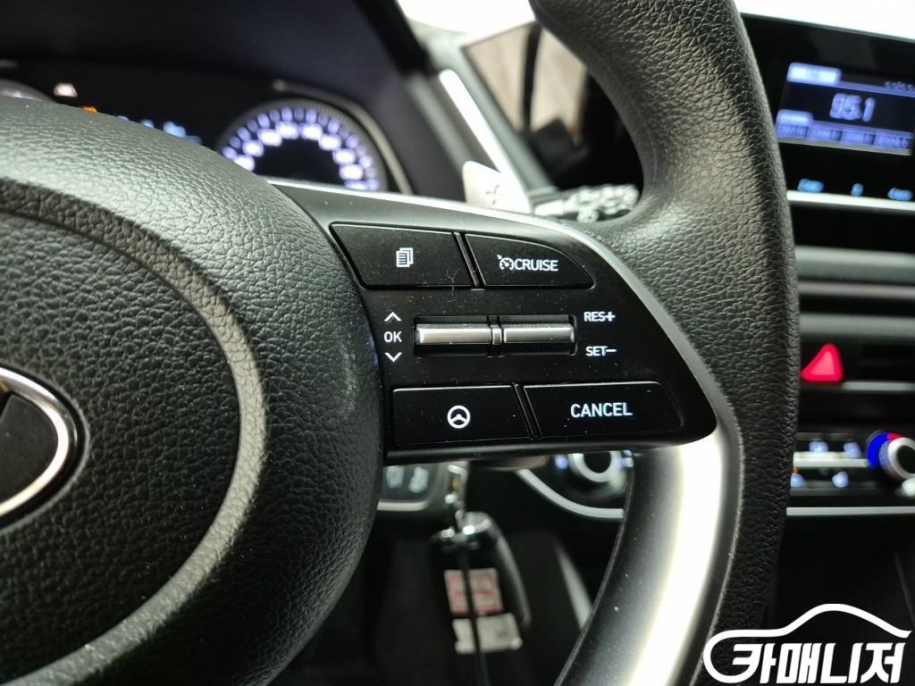 Hyundai Sonata 2.0 Smart thumbnail 12