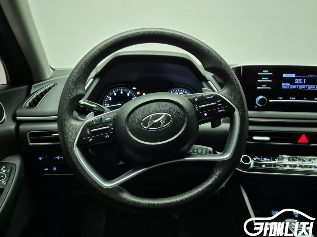 Hyundai Sonata 2.0 Smart thumbnail 8