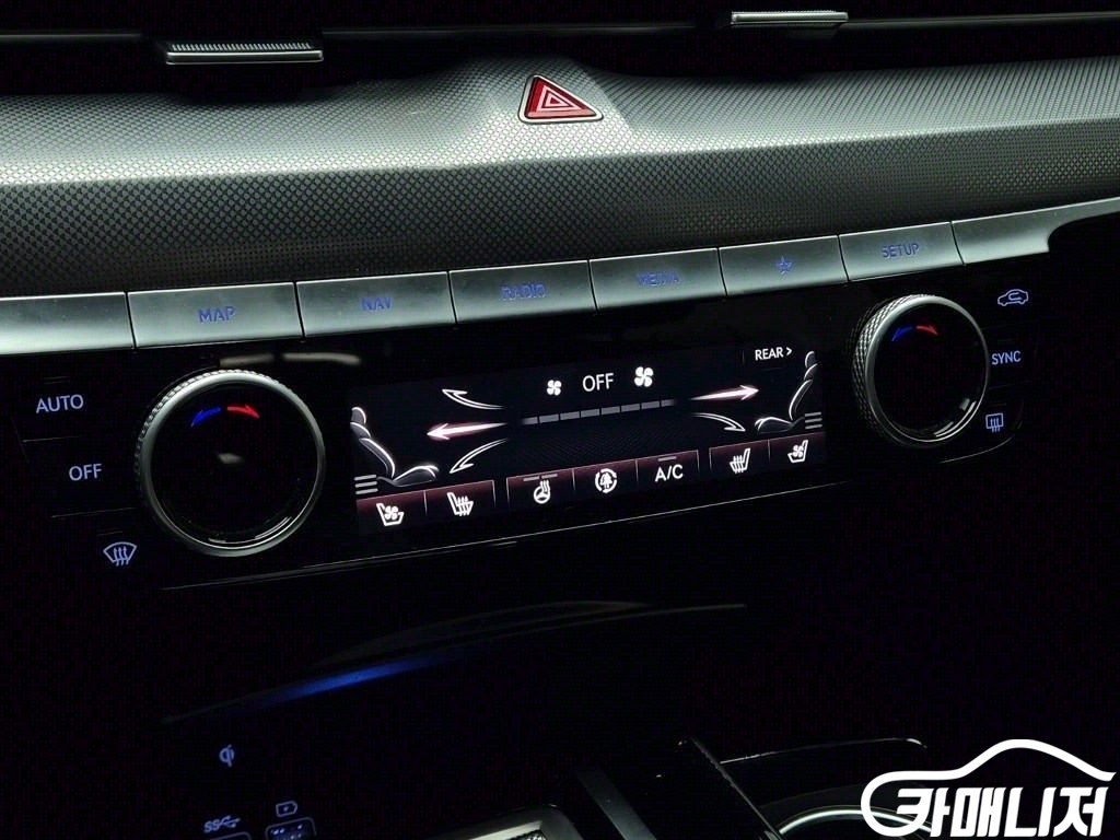 Hyundai Avante Avante Hybrid Inspiration thumbnail 16