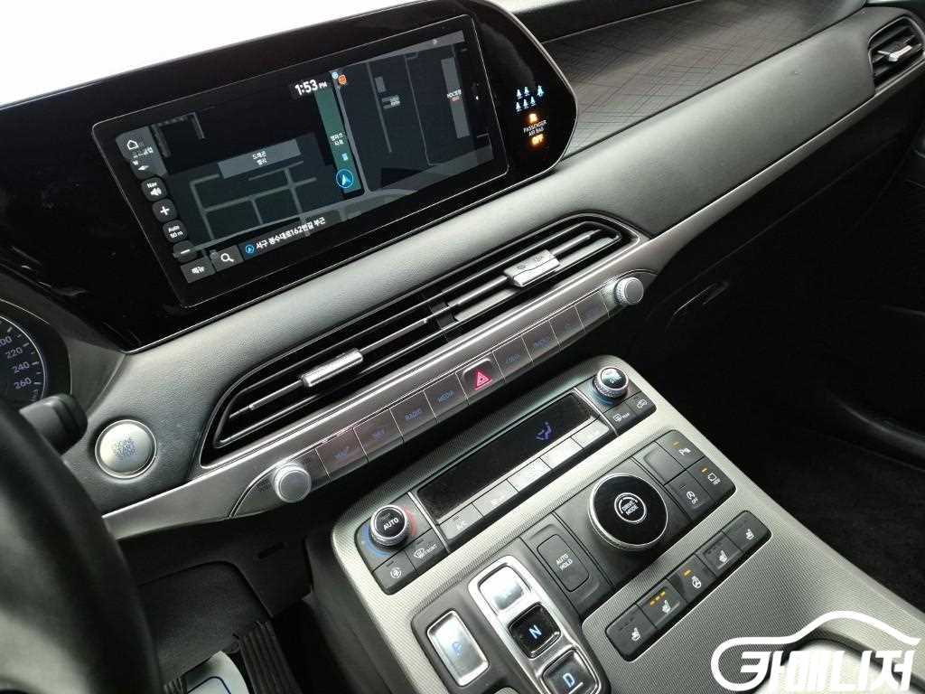 Hyundai Palisade Diesel 2.2 2WD thumbnail 10