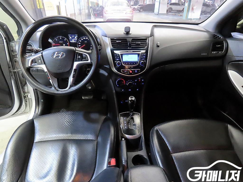 Hyundai Accent AccentFacelift 1.6VGT Premier thumbnail 10
