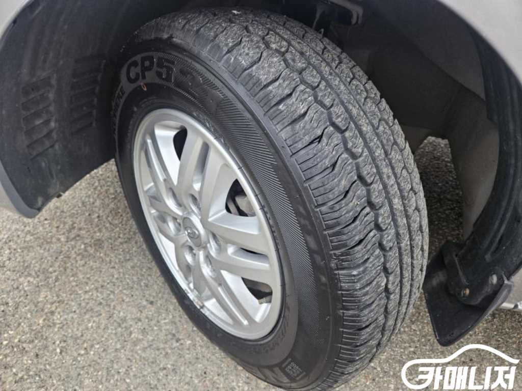 Hyundai Starex Grand Starex Van 3-Seater thumbnail 16