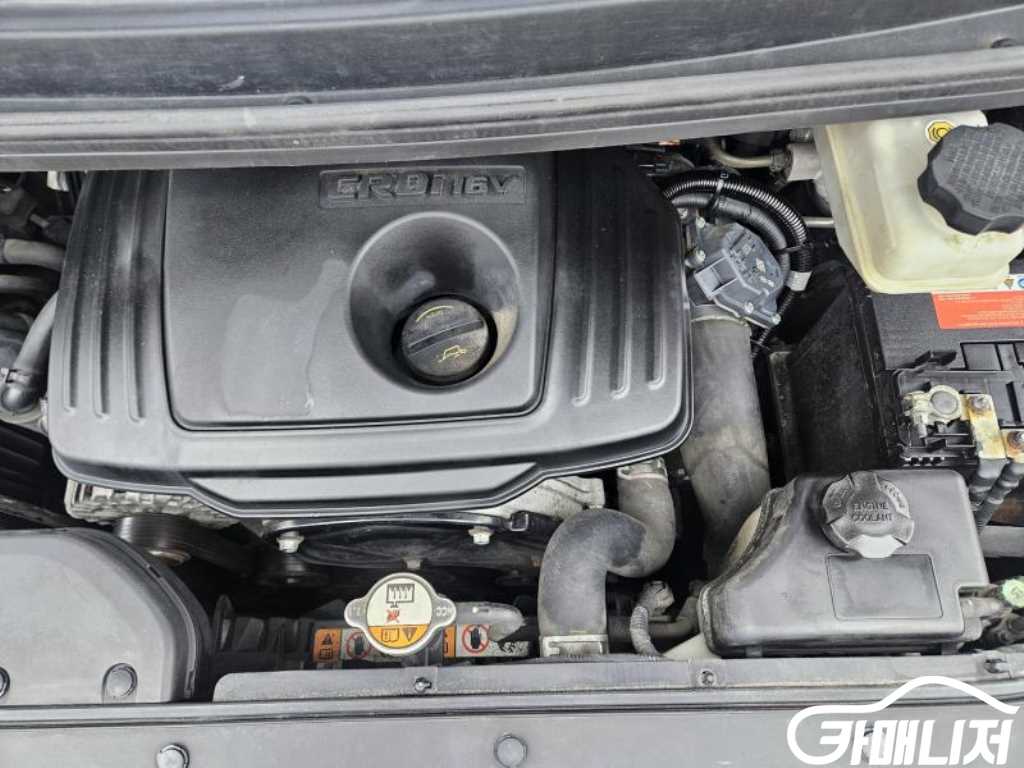 Hyundai Starex Grand Starex Van 3-Seater thumbnail 19