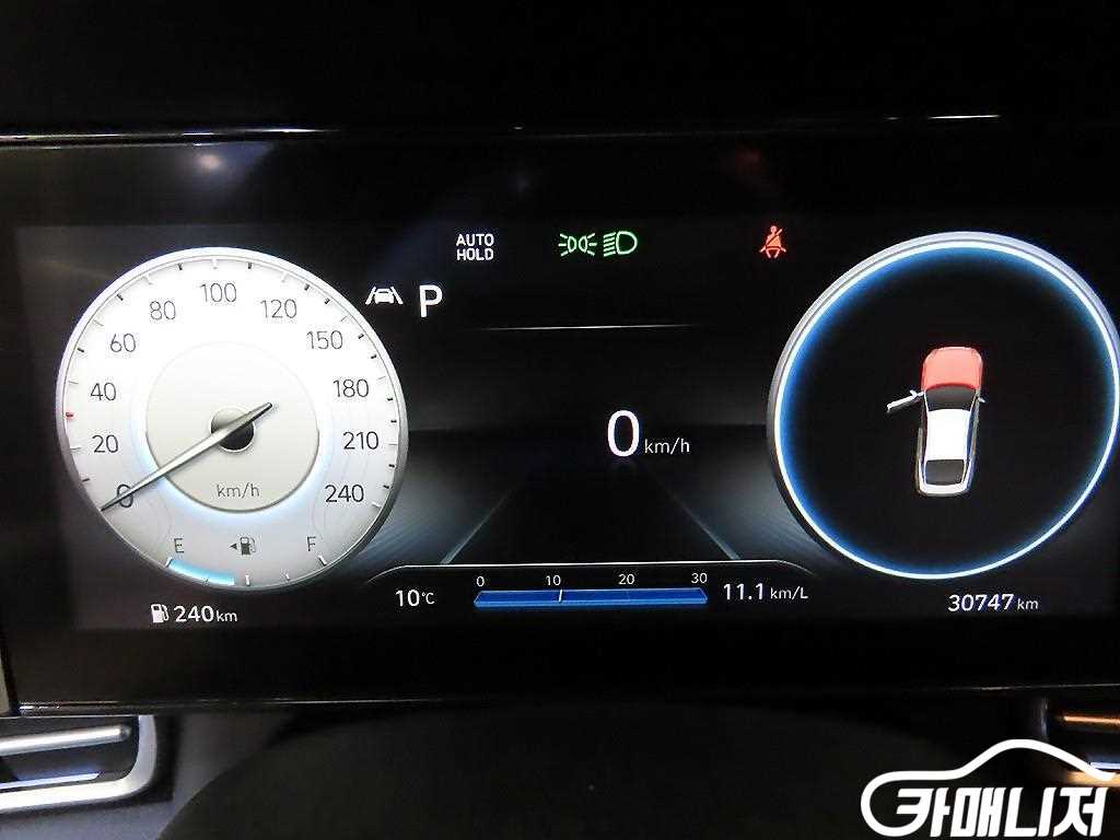 Hyundai Avante 1.6 Inspiration thumbnail 9