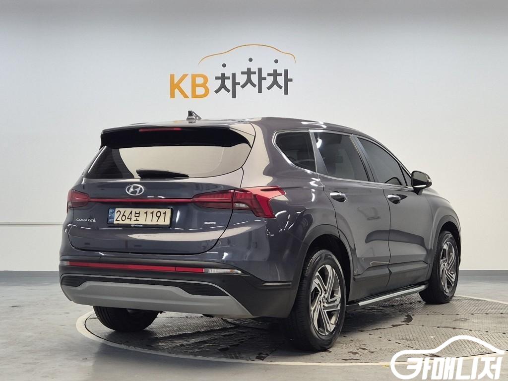 Hyundai Santa Fe The New Santa Fe Diesel 2.2 4WD Premium Choice thumbnail 3
