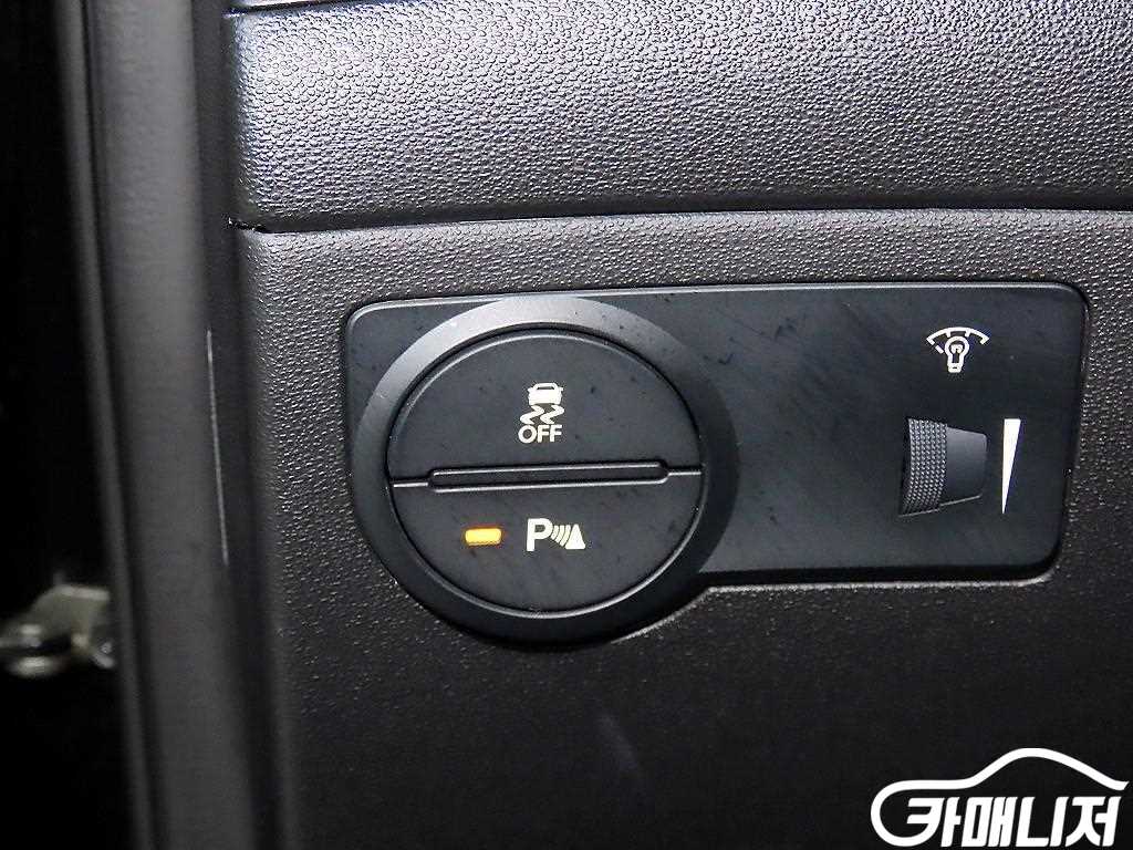 Hyundai Genesis The New Genesis Coupe 200 thumbnail 14