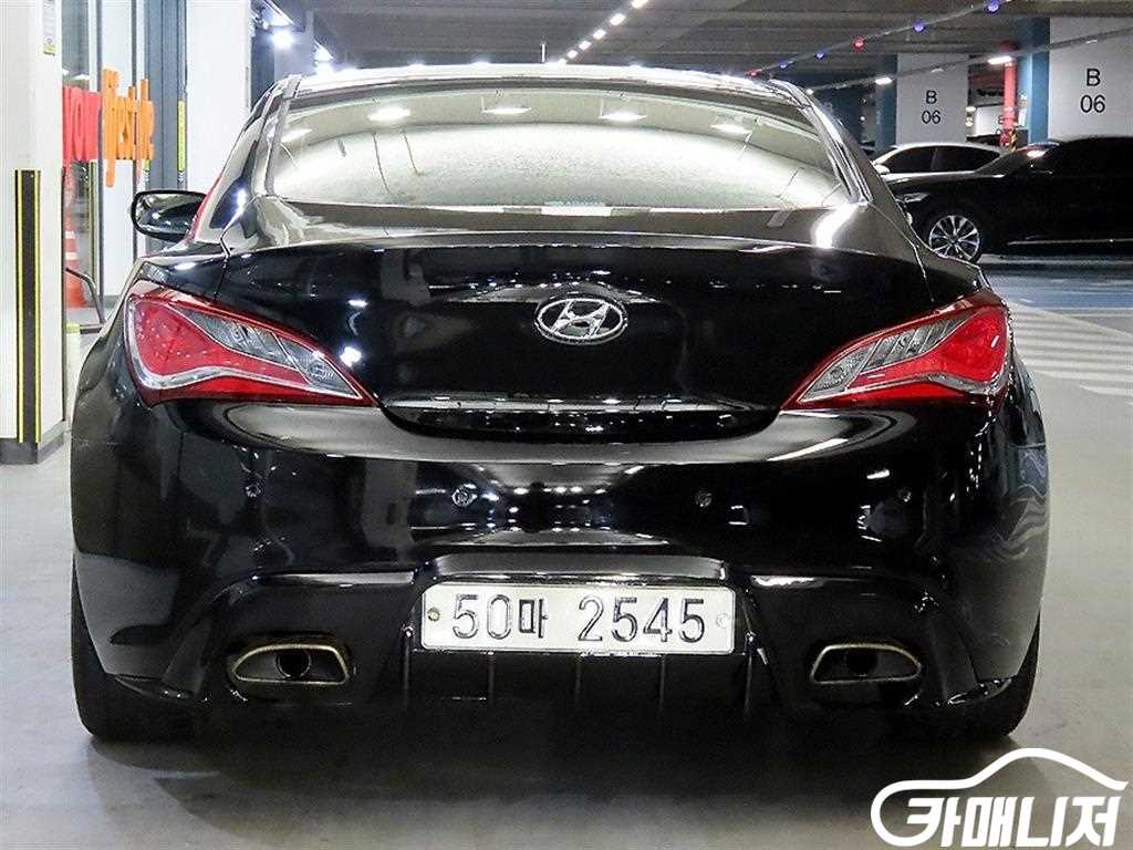 Hyundai Genesis The New Genesis Coupe 200 thumbnail 5