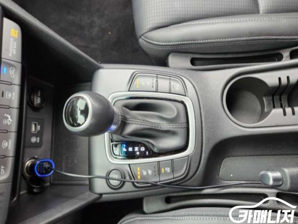 Hyundai Kona 1.6 Turbo 2WD thumbnail 6