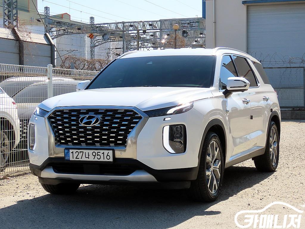 Hyundai Palisade Diesel 2.2 2WD thumbnail 2