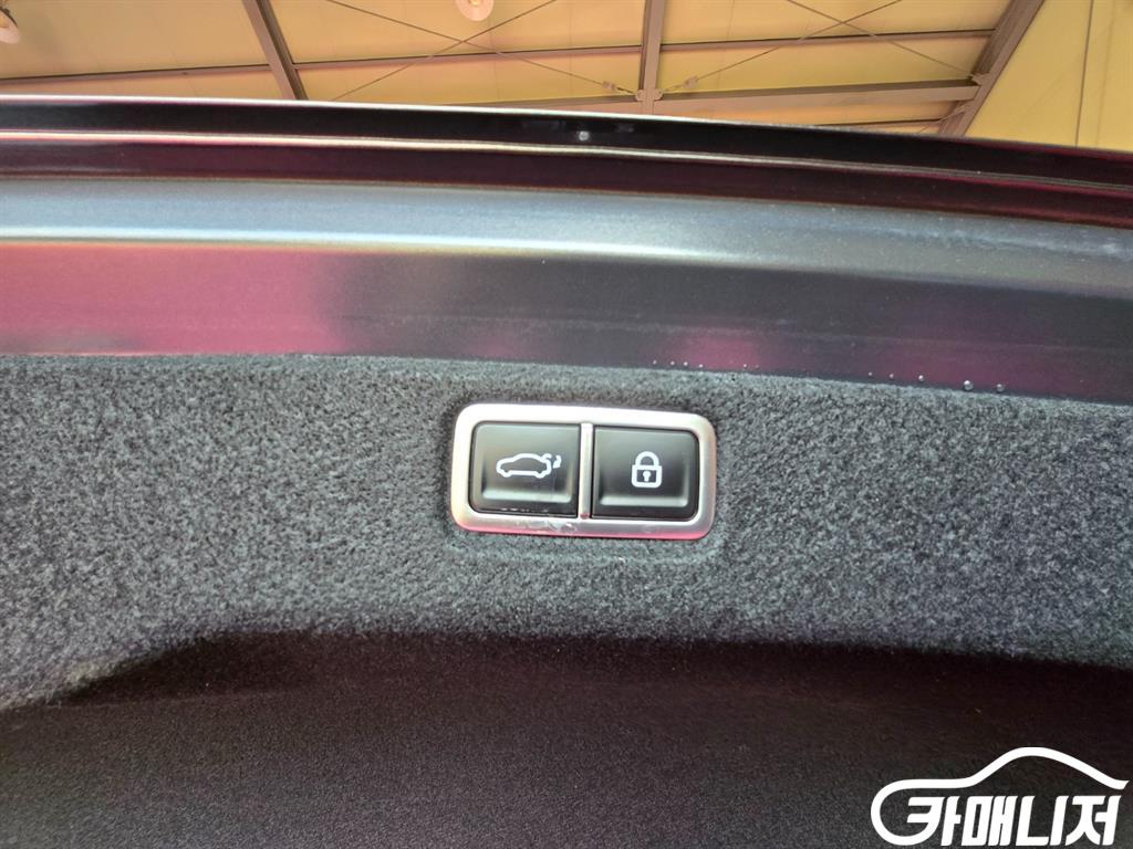 Hyundai Sonata Sonata The Edge Gasoline 1.6 Turbo thumbnail 18