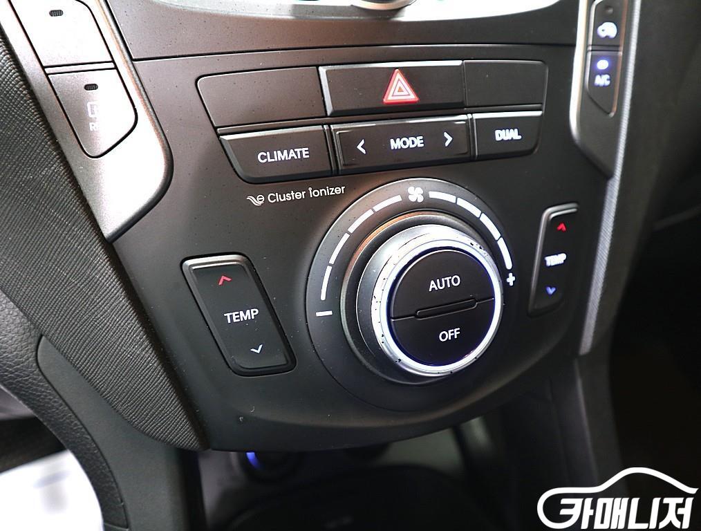 Hyundai Santa Fe Santa Fe DM Diesel 2WD 2.0 Premium thumbnail 15