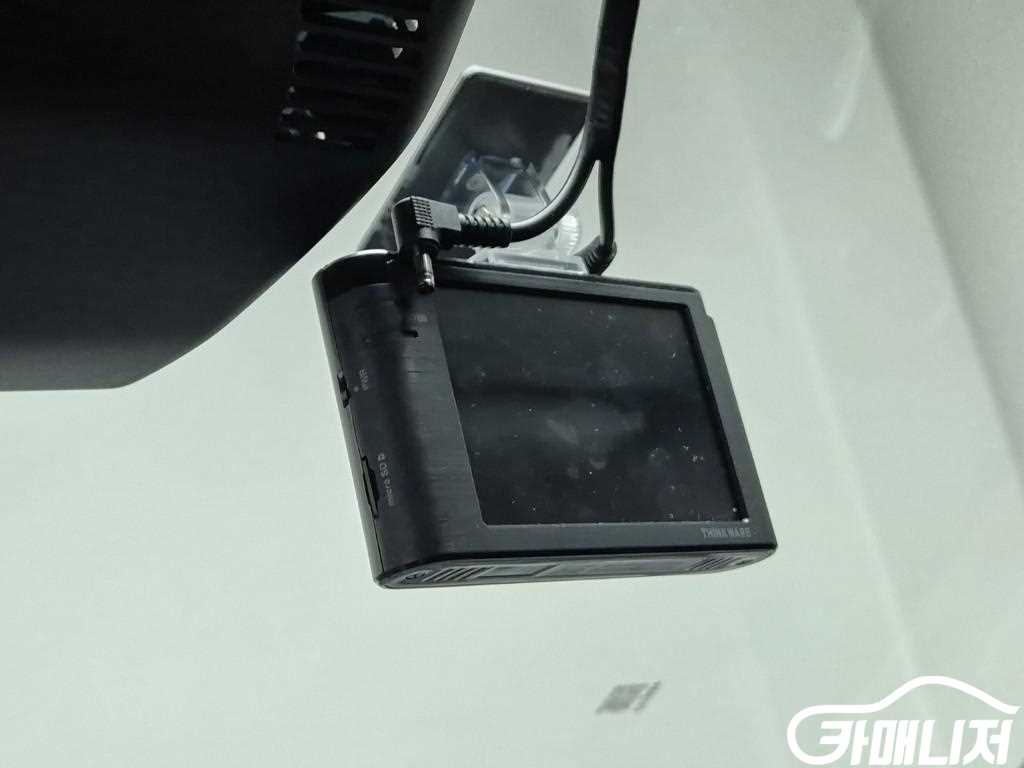 Hyundai Sonata Sonata The Edge Hybrid Premium thumbnail 16