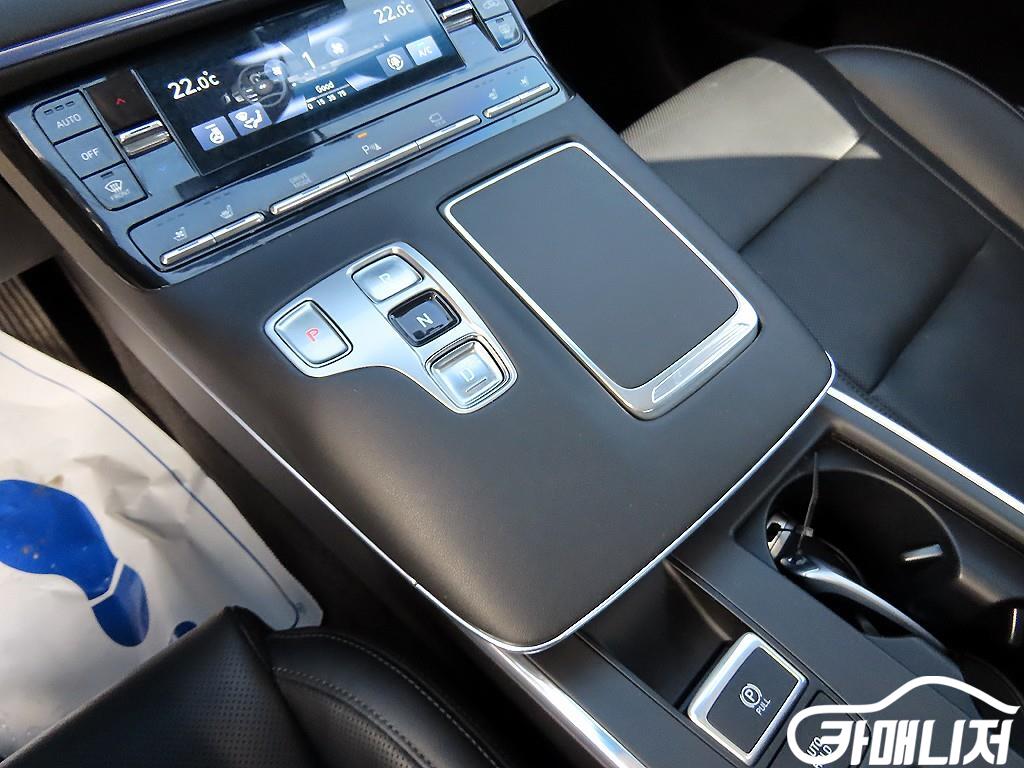 Hyundai Grandeur The New Grandeur IG 2.5 Premium Choice thumbnail 10