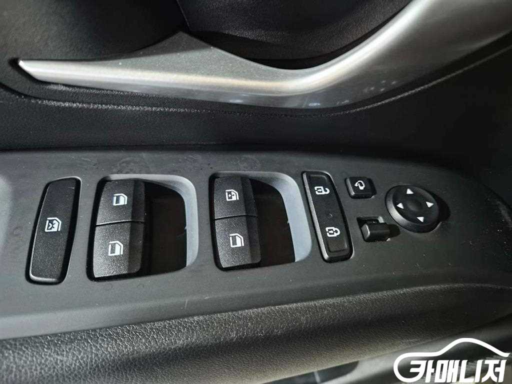 Hyundai Tucson Diesel 2.0 2WD Modern thumbnail 12