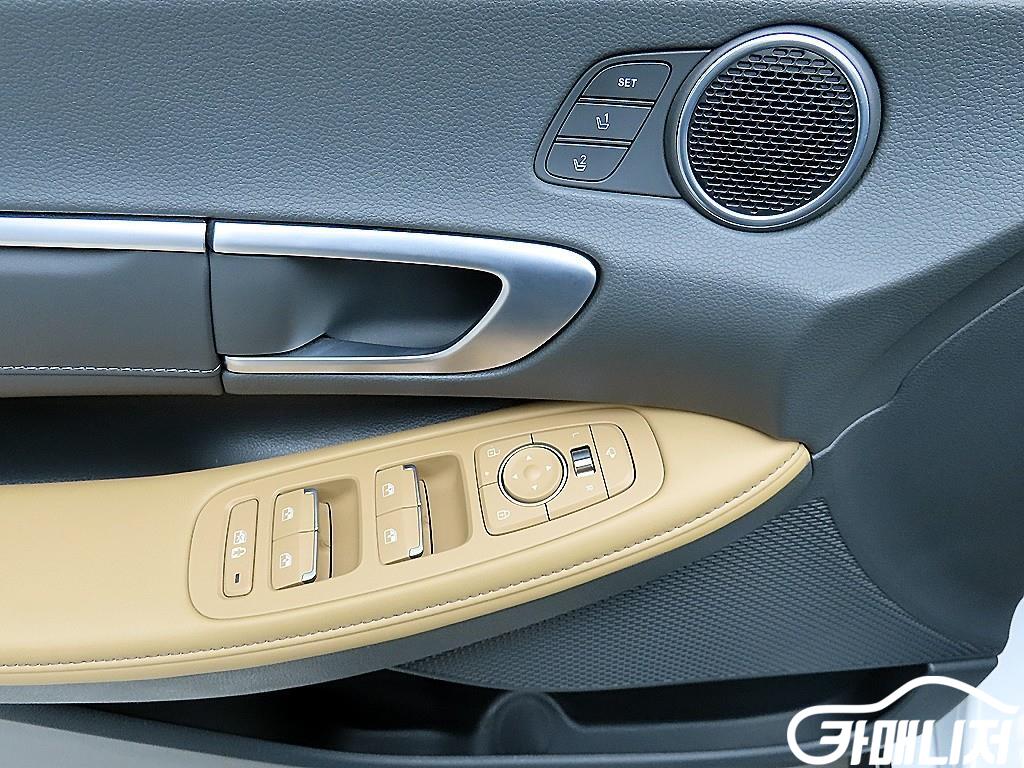 Hyundai Sonata Sonata The Edge Gasoline 1.6 Turbo thumbnail 11