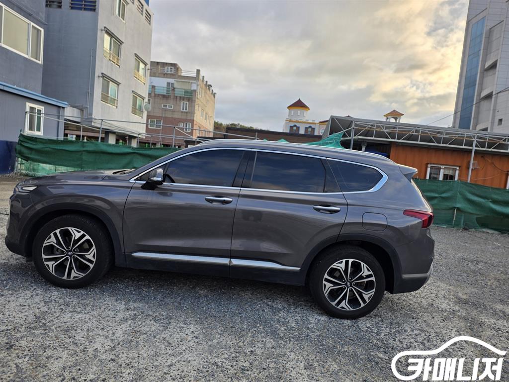 Hyundai Santa Fe Santa Fe TM Diesel 2.0 2WD thumbnail 4