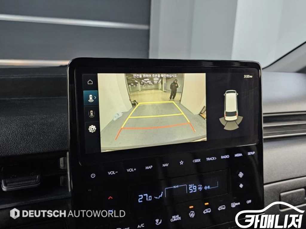 Hyundai Staria 4WD Diesel Tourer Modern thumbnail 13