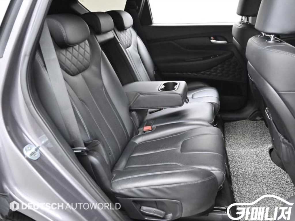 Hyundai Santa Fe The New Santa Fe Diesel 2.2 4WD Exclusive thumbnail 19