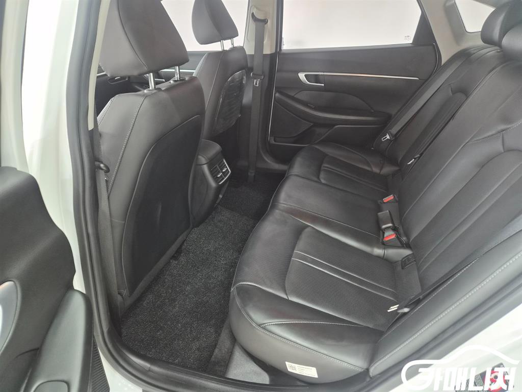 Hyundai Sonata 2.0 Premium thumbnail 6