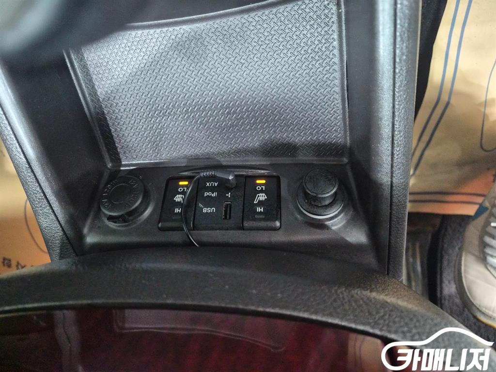 Hyundai Santa Fe Santa Fe Deo Style Diesel 2WD 2.0 MLX thumbnail 15