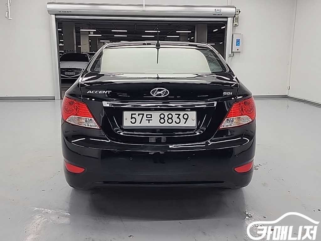 Hyundai Accent AccentFacelift 1.6GDI Top thumbnail 3