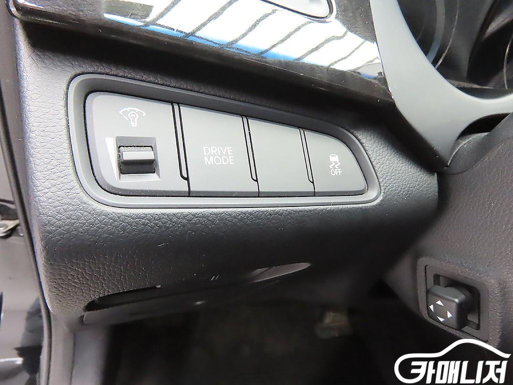 Hyundai Grandeur Grandeur HG Hybrid PREMIUM thumbnail 12