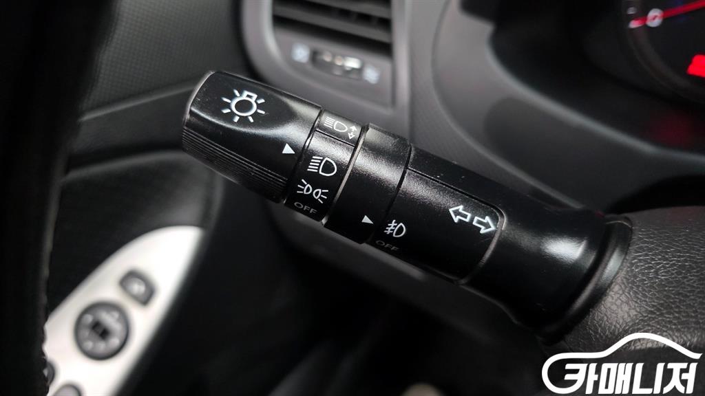 Hyundai Accent AccentFacelift 1.4VVT Premier thumbnail 16