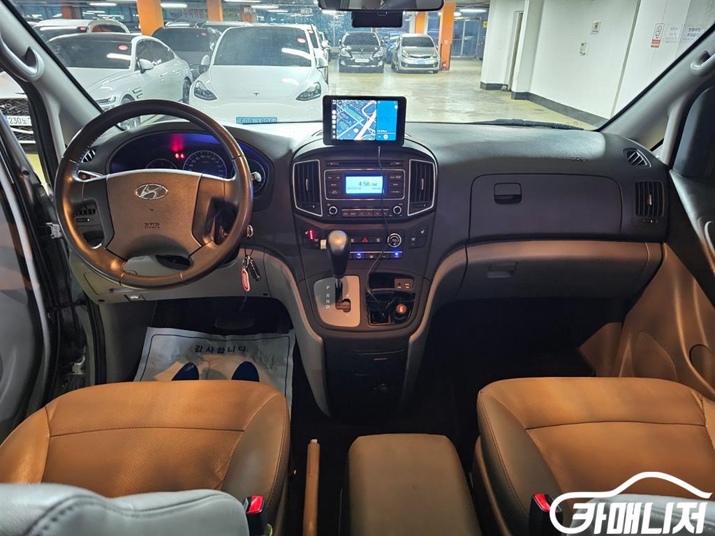 Hyundai Starex The New Grand Starex 2WD Urban 9-Seater thumbnail 7