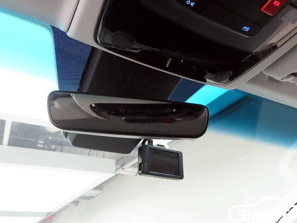 Hyundai Staria 2WD Diesel Tourer Modern thumbnail 14