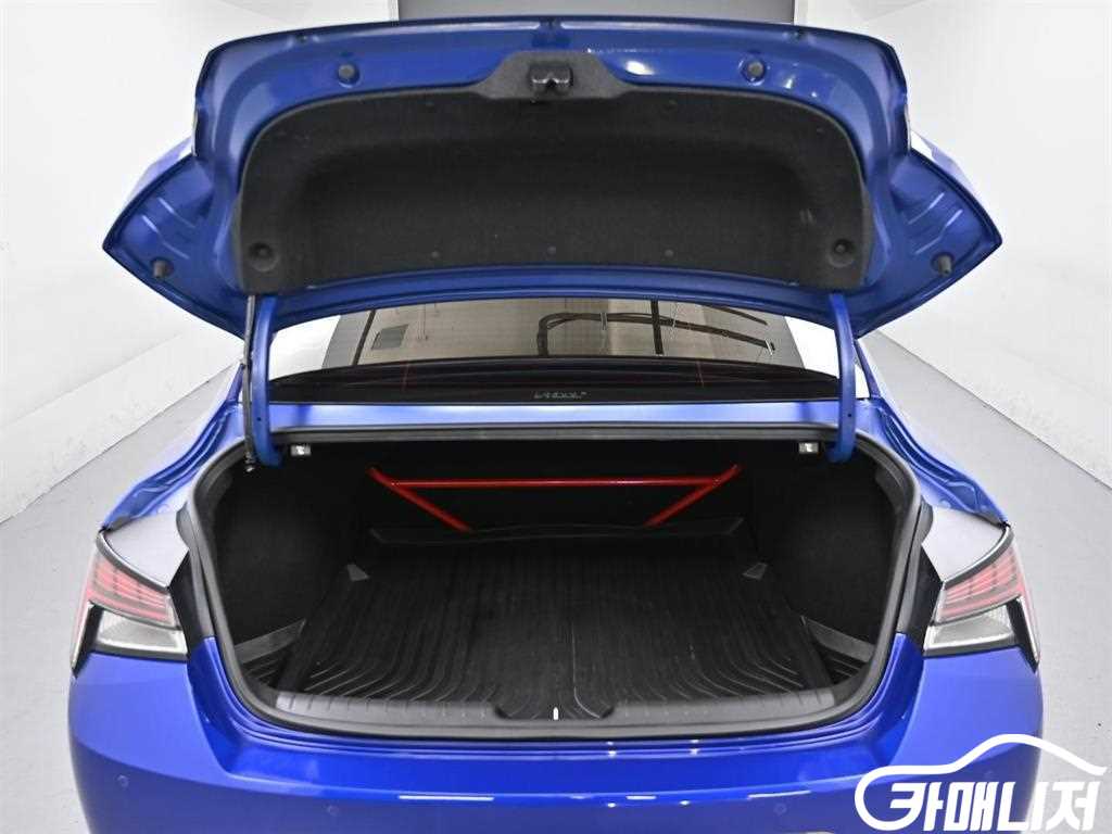 Hyundai Avante 2.0 N thumbnail 20