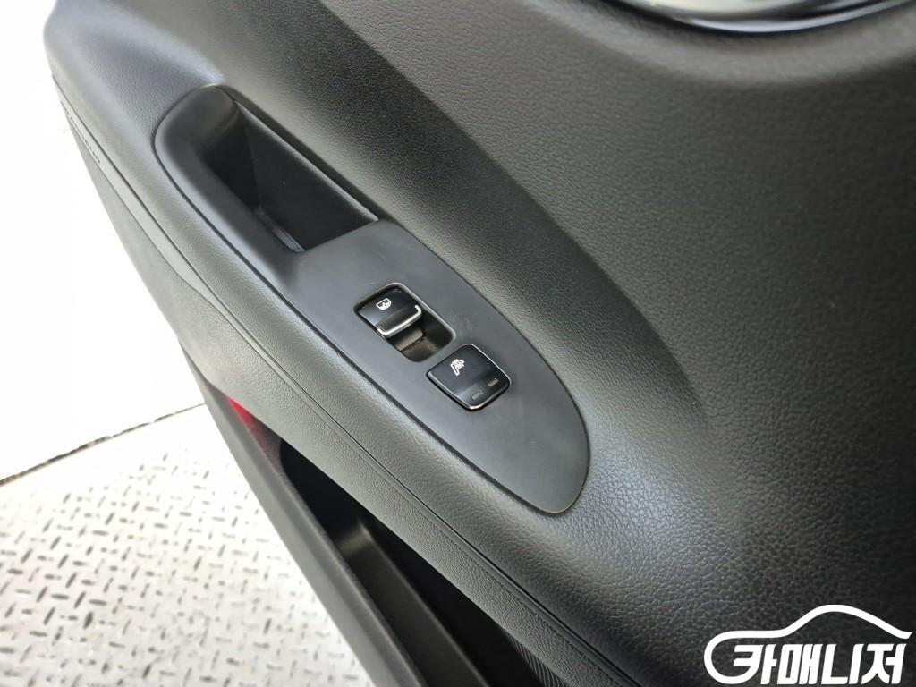 Hyundai Grandeur The New Grandeur IG 2.5 Premium Choice thumbnail 18