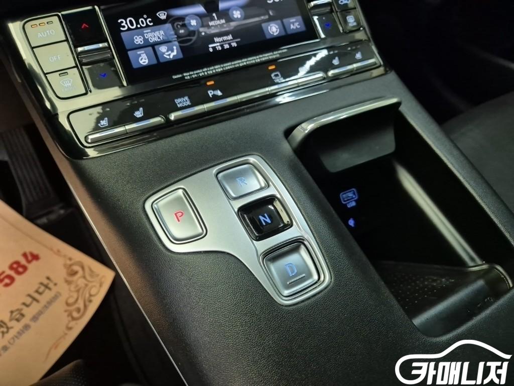 Hyundai Grandeur The New Grandeur IG Hybrid Exclusive thumbnail 10