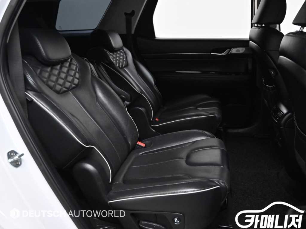 Hyundai Palisade Diesel 2.2 2WD thumbnail 12