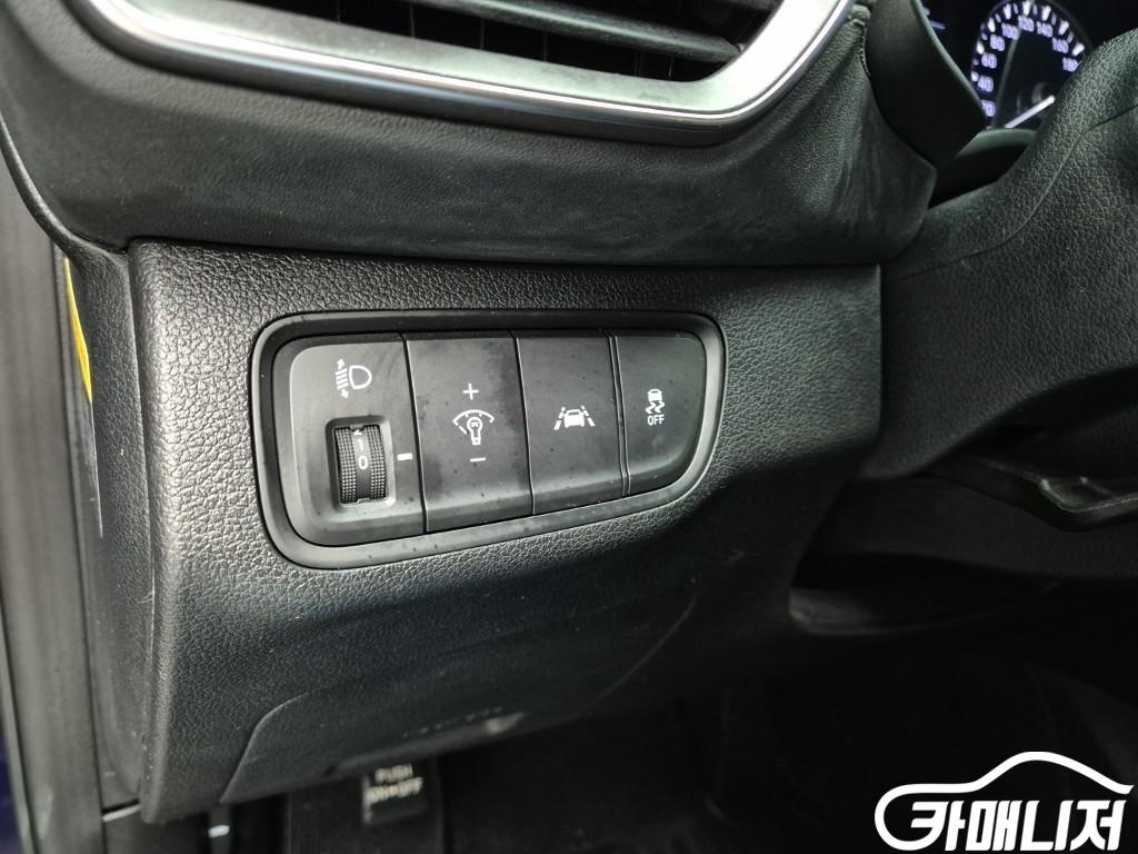 Hyundai Santa Fe Santa Fe TM Diesel 2.0 2WD thumbnail 17