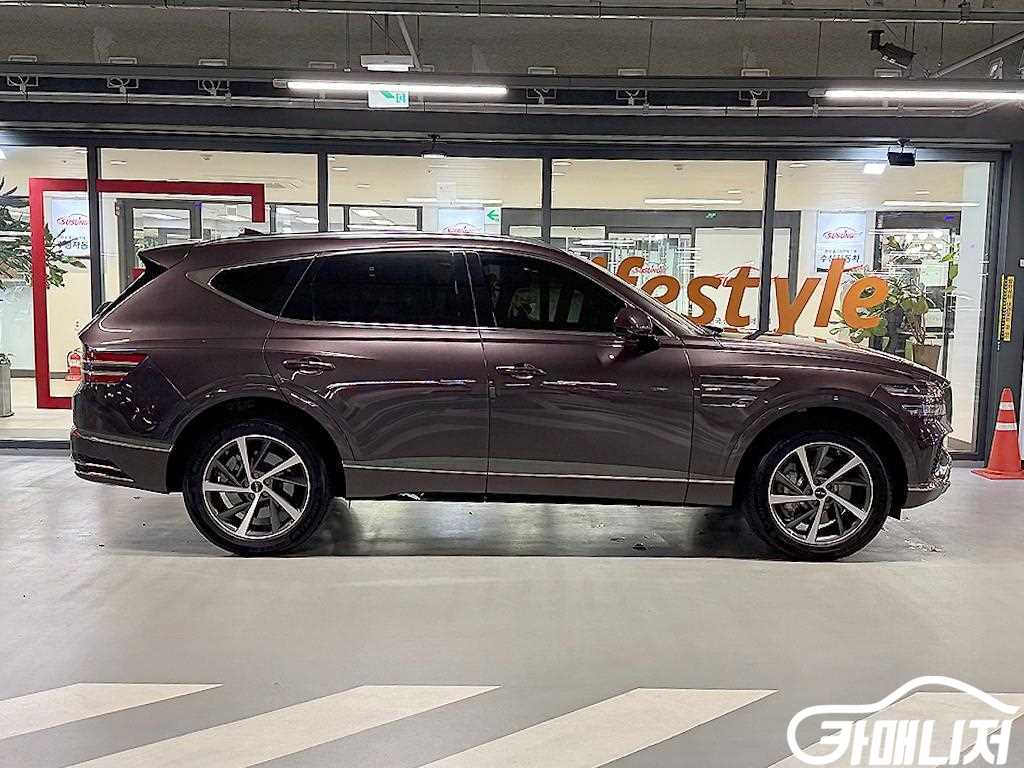 Genesis GV80 Gasoline 2.5T AWD thumbnail 3