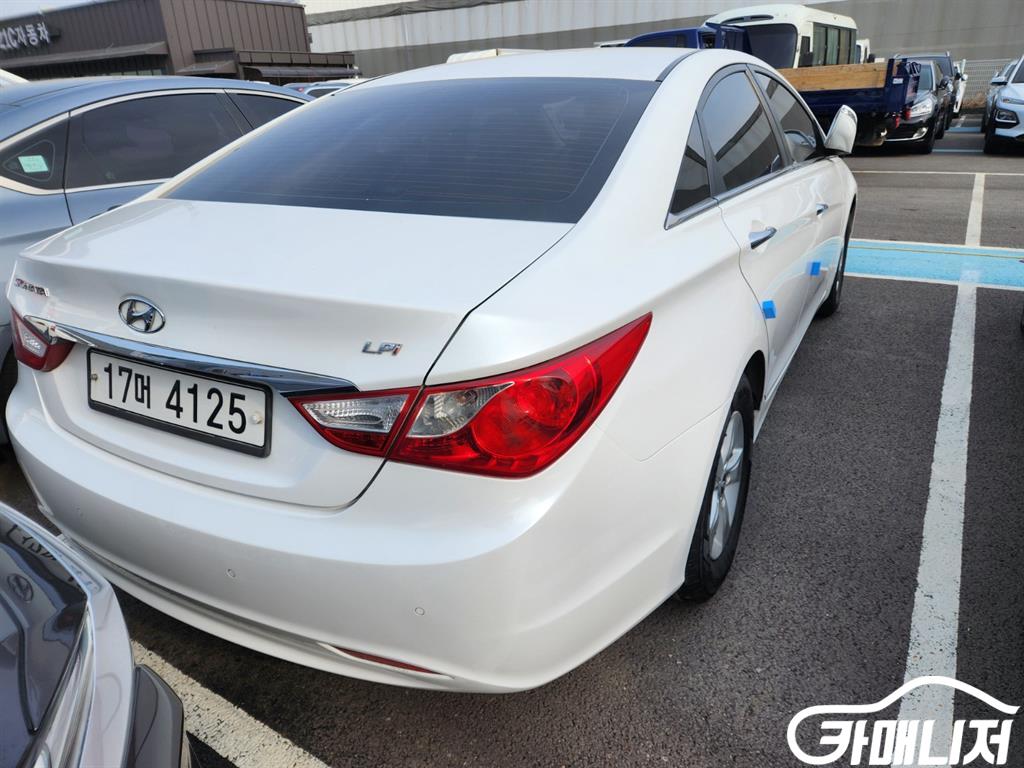 Hyundai Sonata Sonata Deo Brilliant LPI Smart thumbnail 4