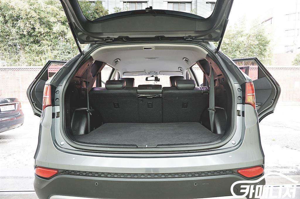 Hyundai Santa Fe Santa Fe DM Diesel 4WD 2.2 Premium thumbnail 5