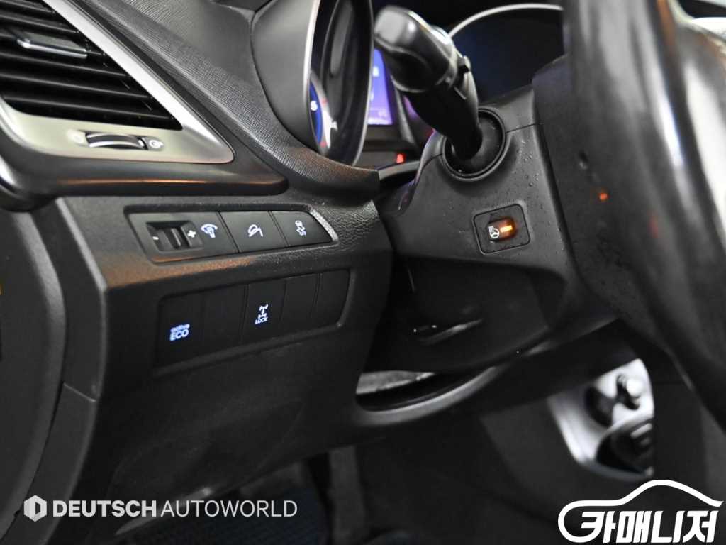 Hyundai Santa Fe Santa Fe DM Diesel 4WD 2.0 Premium thumbnail 17