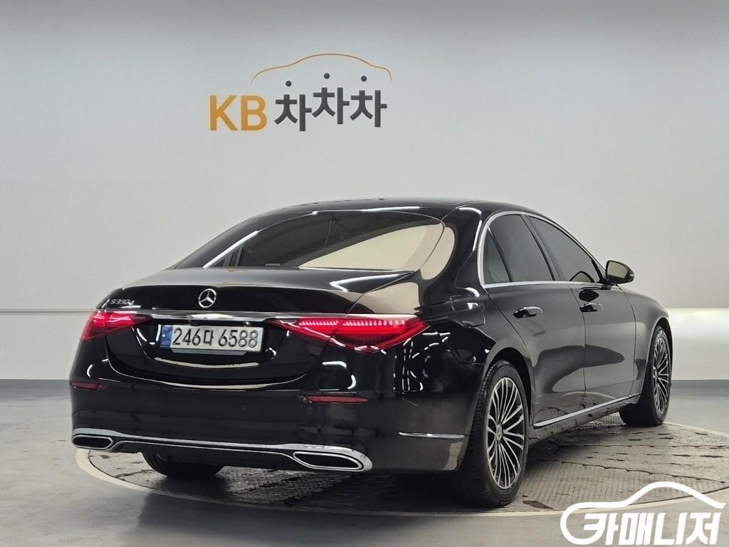 Mercedes-Benz S-Class S-Class-W223 S350 d thumbnail 4