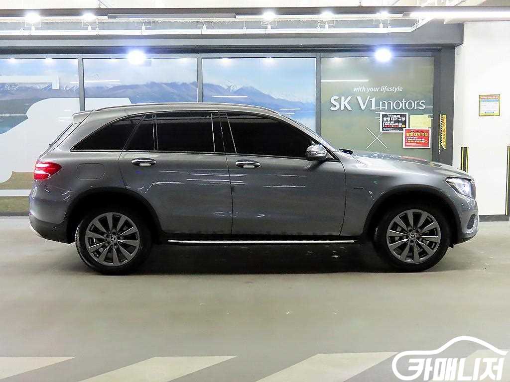 Mercedes-Benz GLC-Class GLC-Class X253 GLC 350 e 4MATIC Premium thumbnail 3